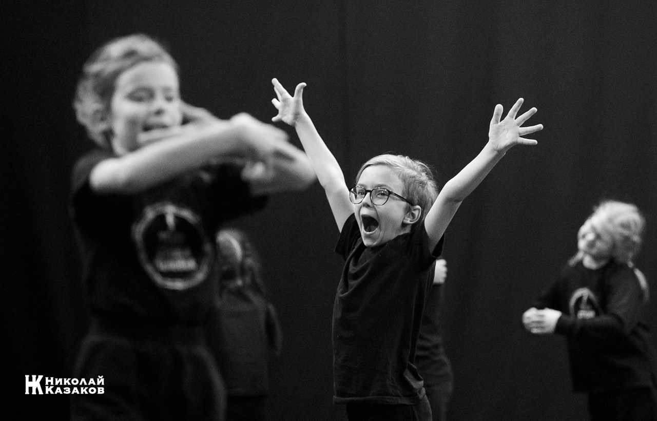 СТУДИЯ «ЧЕЛОВЕК». Николай Казаков. Профессиональный фотограф. Преподаватель фотографии