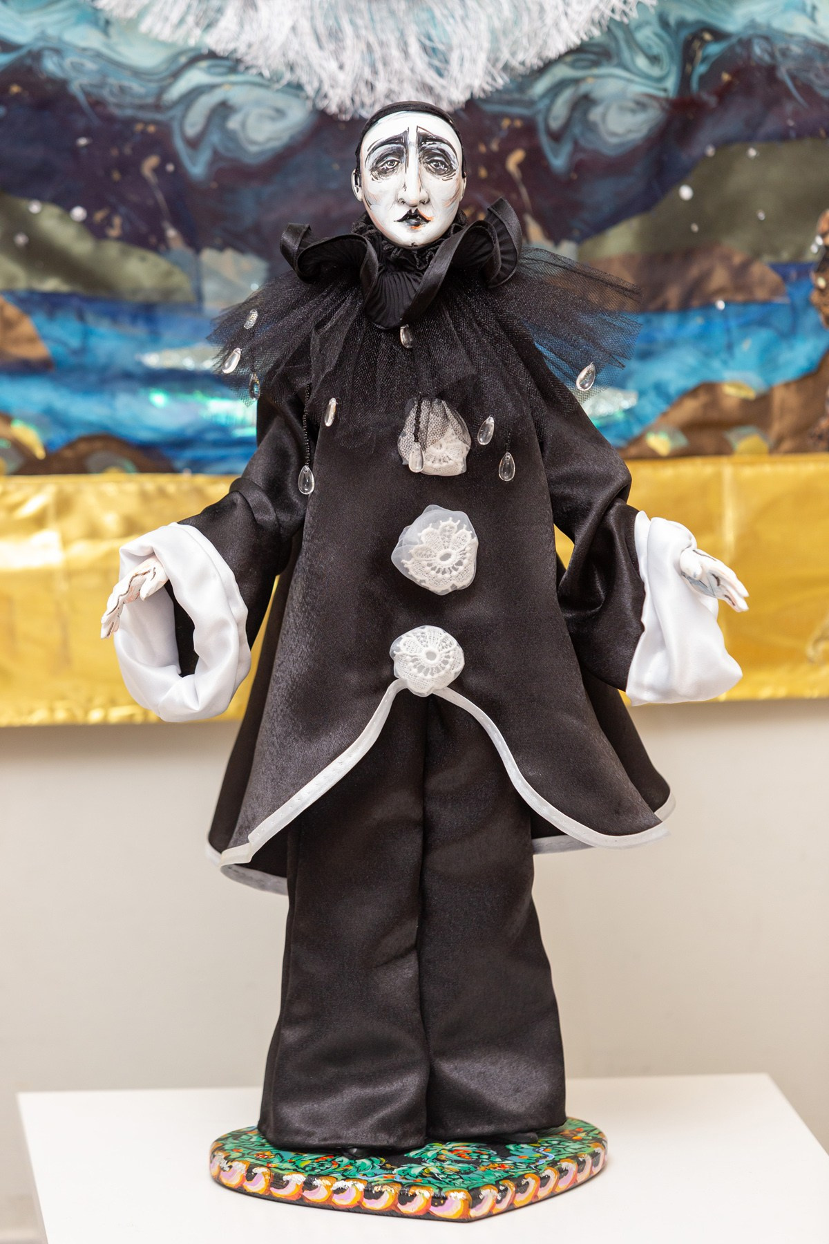 Открытие выставки DollArt «Русский стиль — Серебряный век», март 2026 г. Портретные фотографы в Москве — Анна и Алексей Бородины