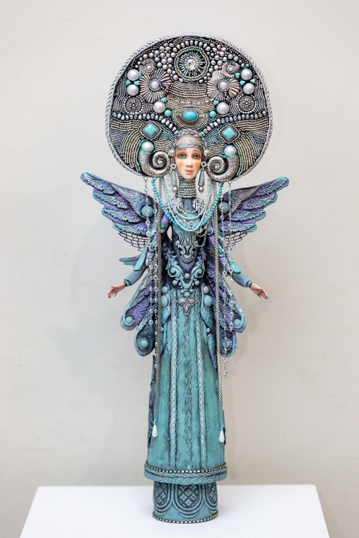 Открытие выставки DollArt «Русский стиль — Серебряный век», март 2026 г. Портретные фотографы в Москве — Анна и Алексей Бородины