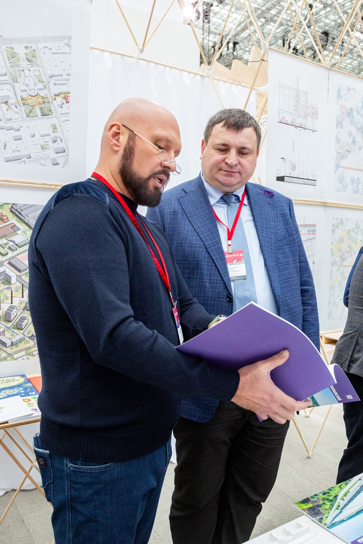 Выставка Зодчество 2024, Москва, Гостиный Двор, ноябрь 2024. Портретные фотографы в Москве — Анна и Алексей Бородины