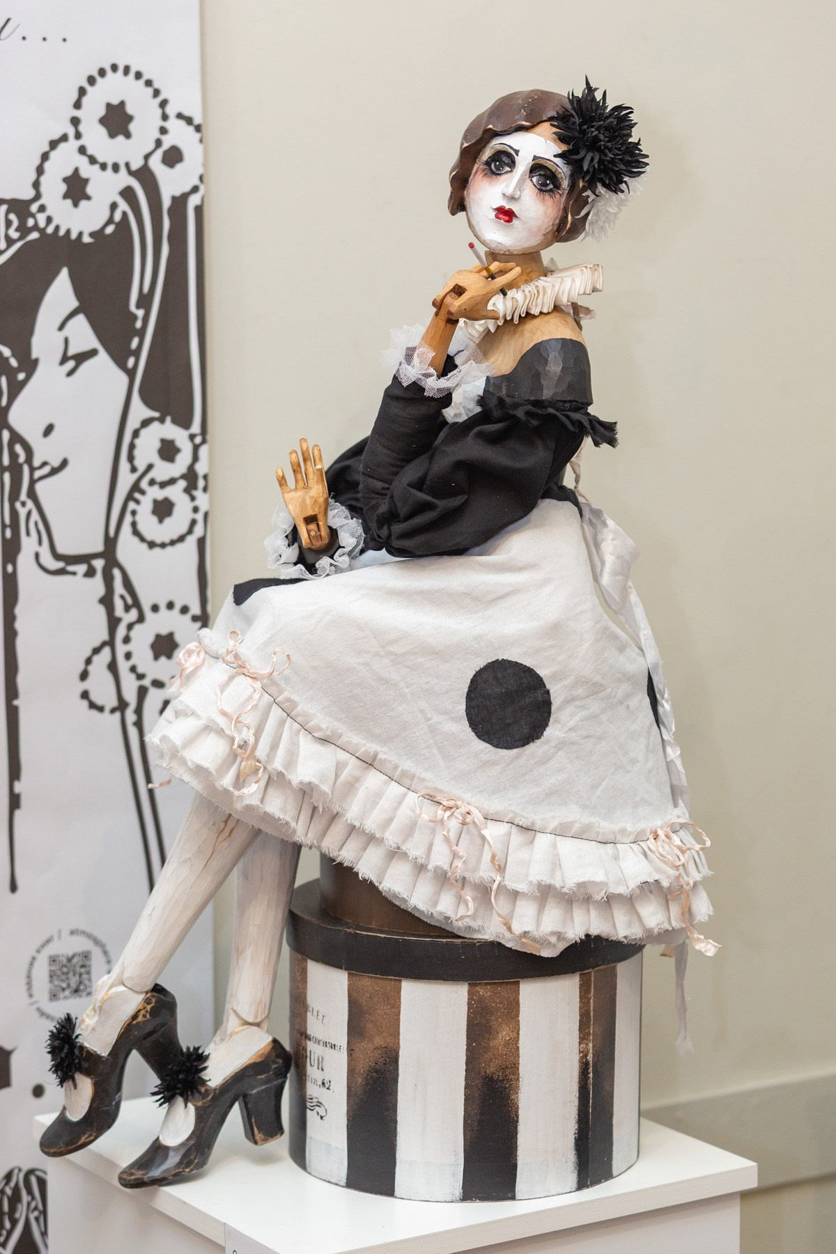 Открытие выставки DollArt «Русский стиль — Серебряный век», март 2026 г. Портретные фотографы в Москве — Анна и Алексей Бородины