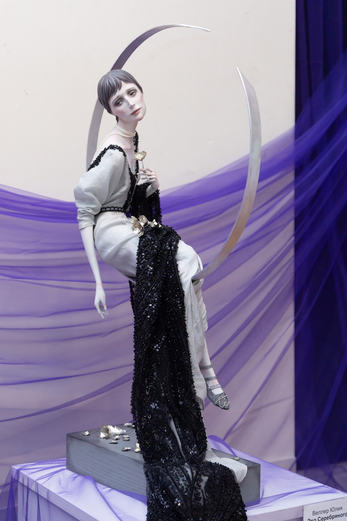 Открытие выставки DollArt «Русский стиль — Серебряный век», март 2026 г. Портретные фотографы в Москве — Анна и Алексей Бородины