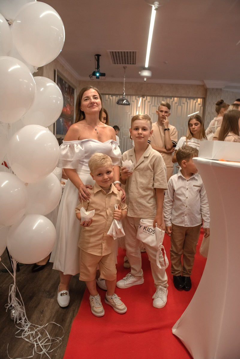 Выпускной HAPPYkids 2023. Семейный и коммерческий фотограф в Сочи Александр Бодунов