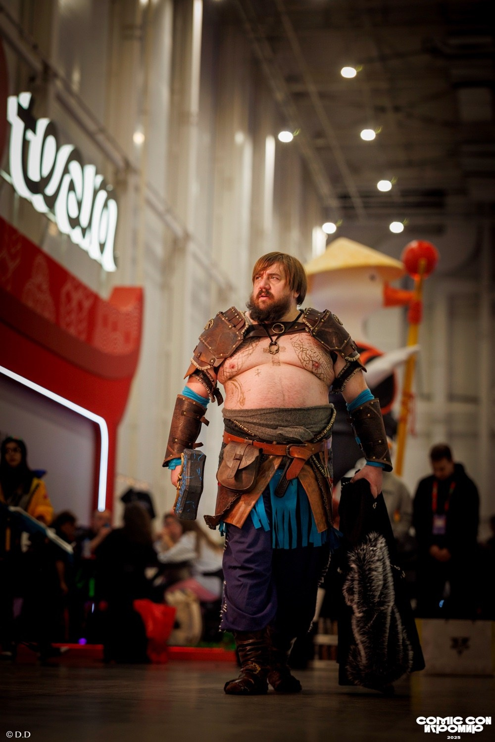 Comic Con Игромир 2025. Различные мероприятия и просто фотографии людей