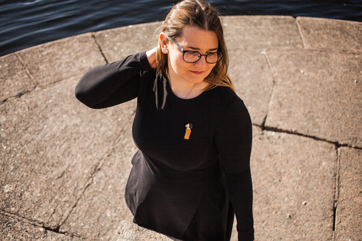 Helen, the guide of the city. Darin the photographer