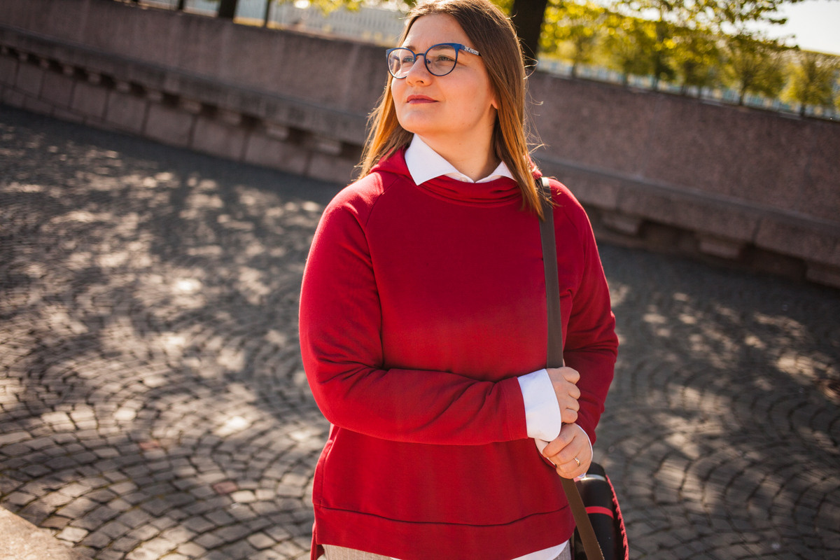 Helen, the guide of the city. Darin the photographer