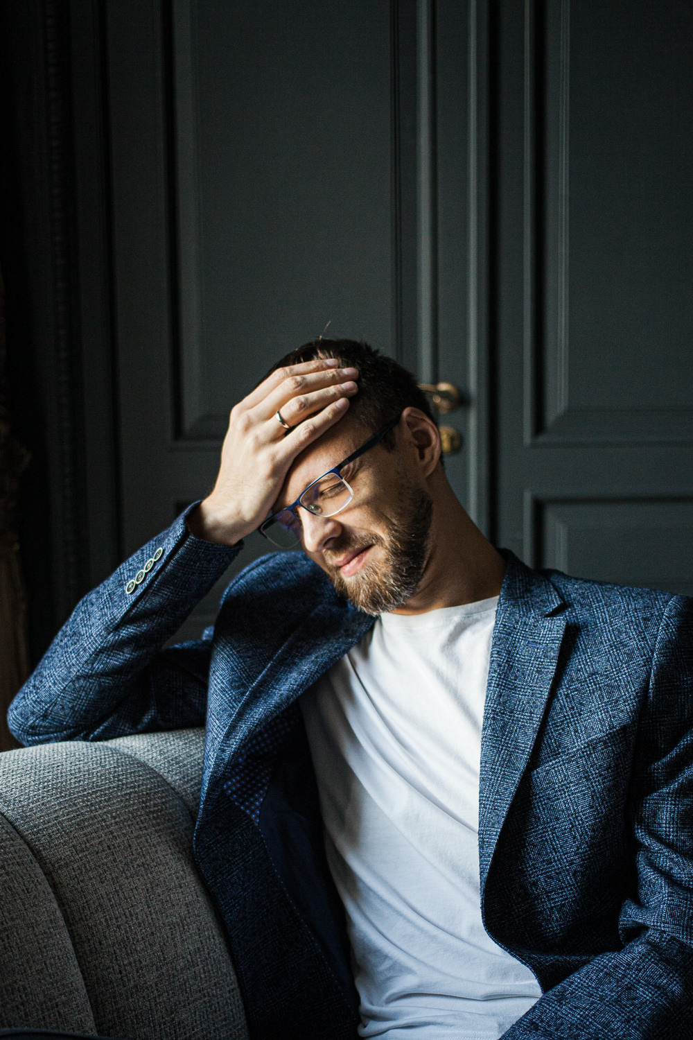 Konstantin, the doctor, neurologist. Darin the photographer