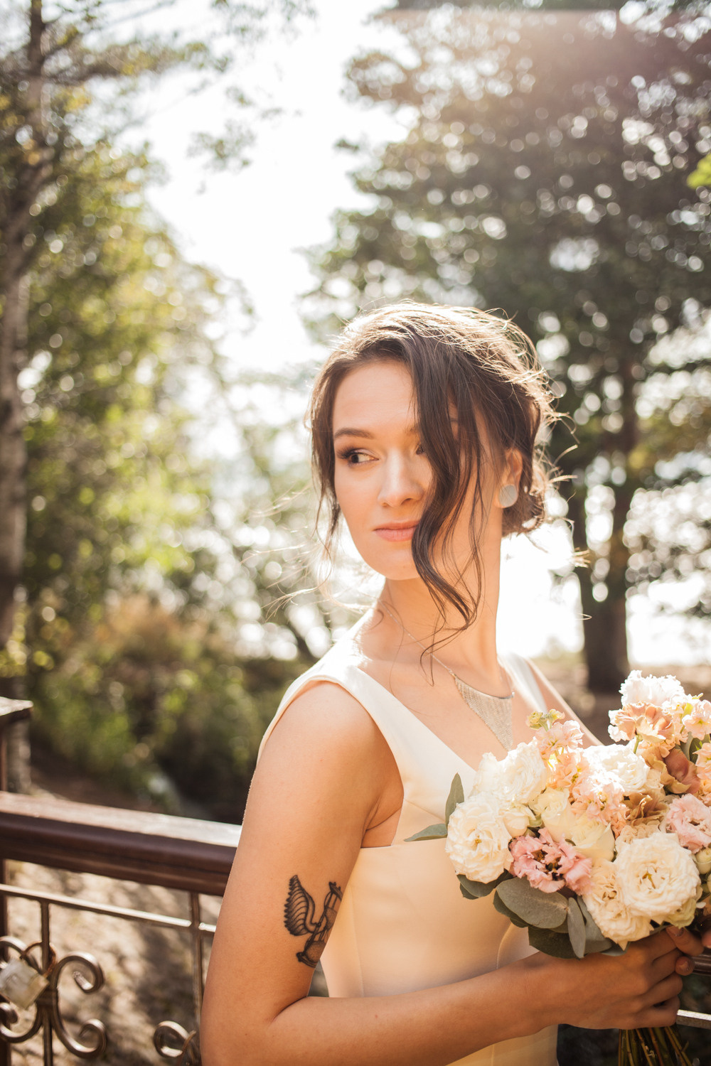 Nata and Vasily wedding on the bay. Darin the photographer