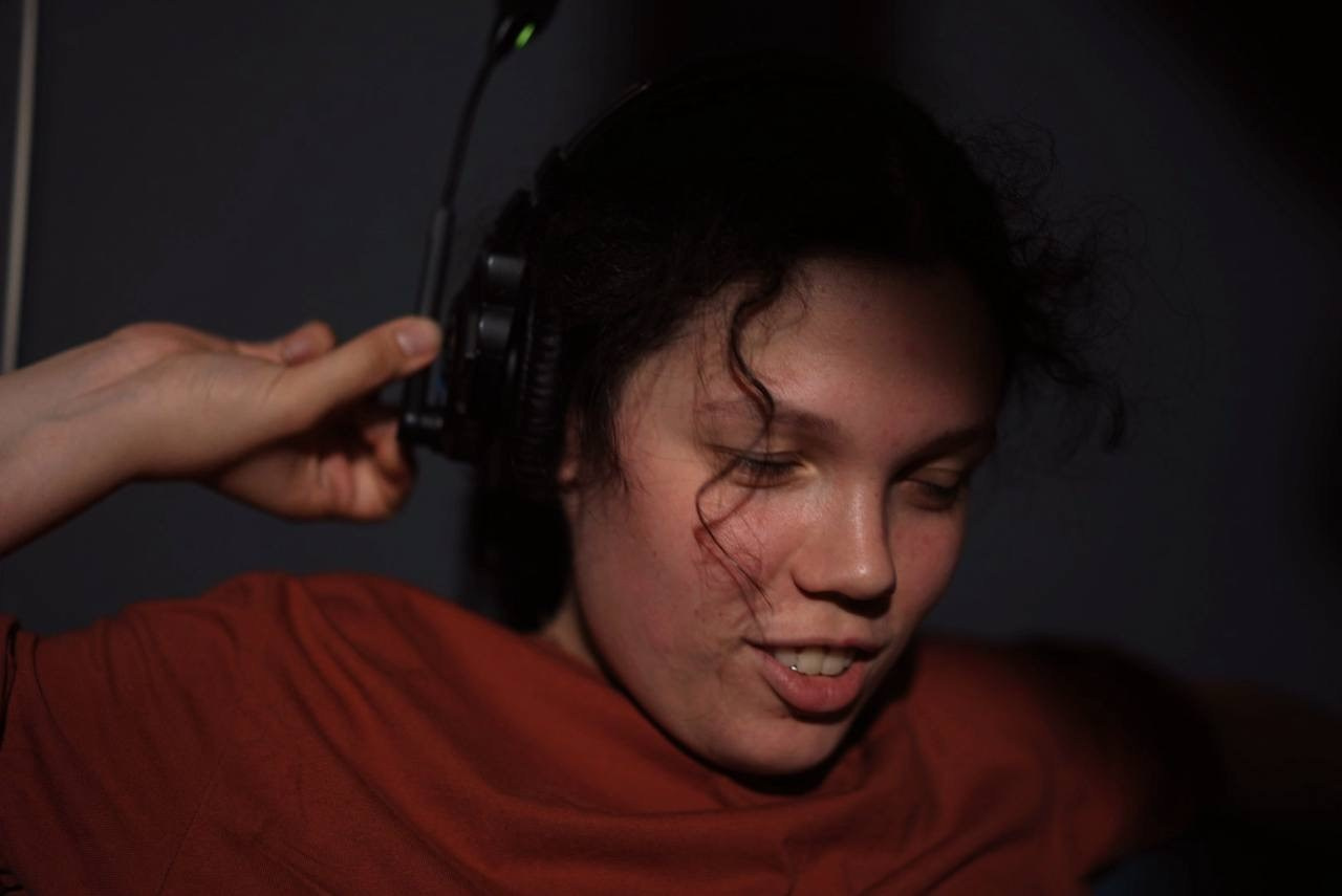 Полный метр «ЛИФТ В ПРОШЛОЕ». Фотограф, оператор и рилсмейкер в Москве — Ася Палагута