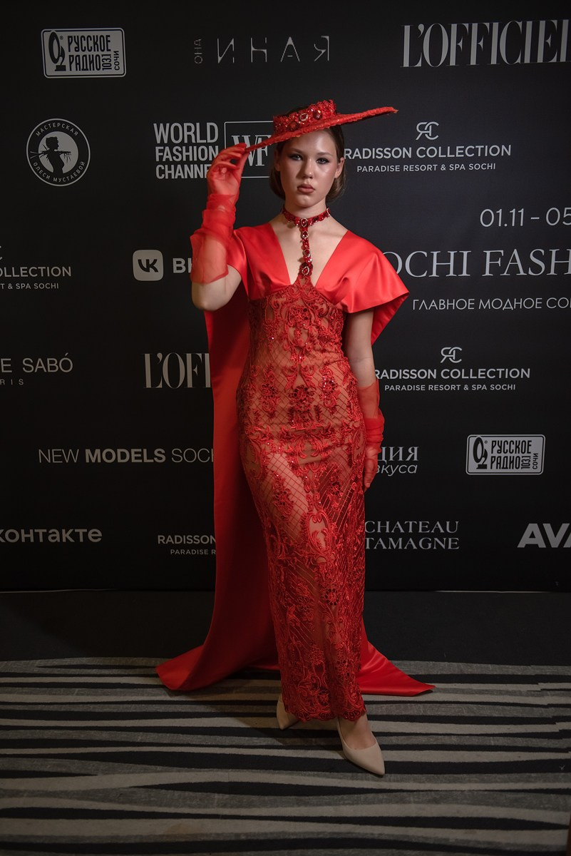 SochiFashionWeek2024 дизайнер Анохина Светлана. Семейный и коммерческий фотограф в Сочи Александр Бодунов