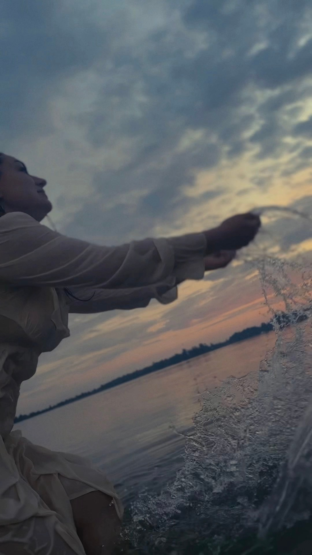 Летняя фотосессия. Женский фотограф, видеограф, визуальный артист. Радужный ХМАО