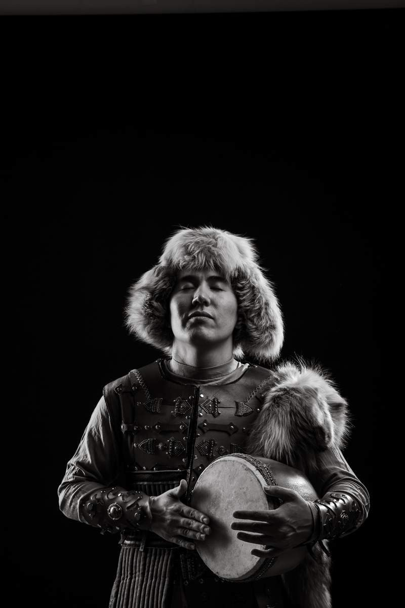 Творческая. BWstudio — фотостудия черно-белой фотографии Алматы. Фотограф Алматы. Фотостудия Алматы