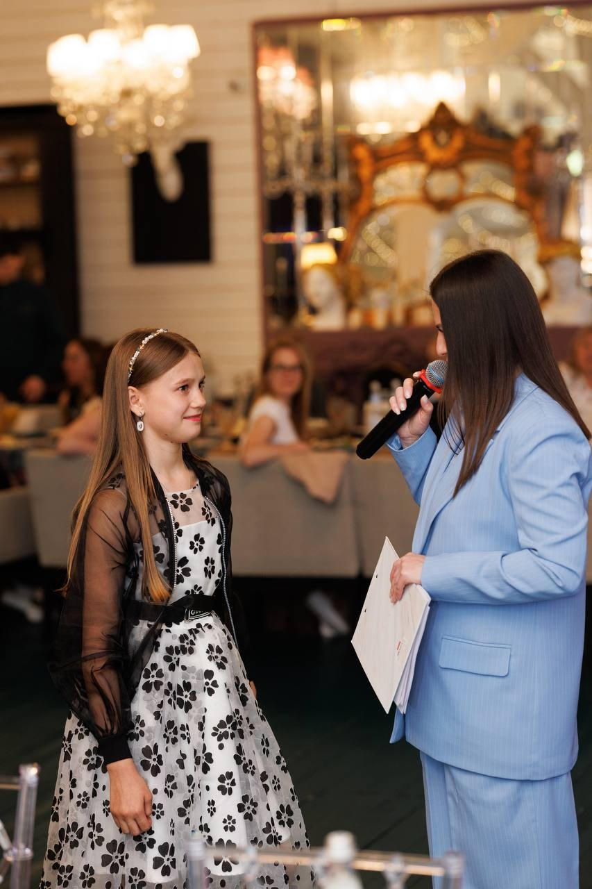 Выпускной 4 класс. Ведущий на свадьбу юбилей корпоратив в Москве и МО Светлана Винокурова