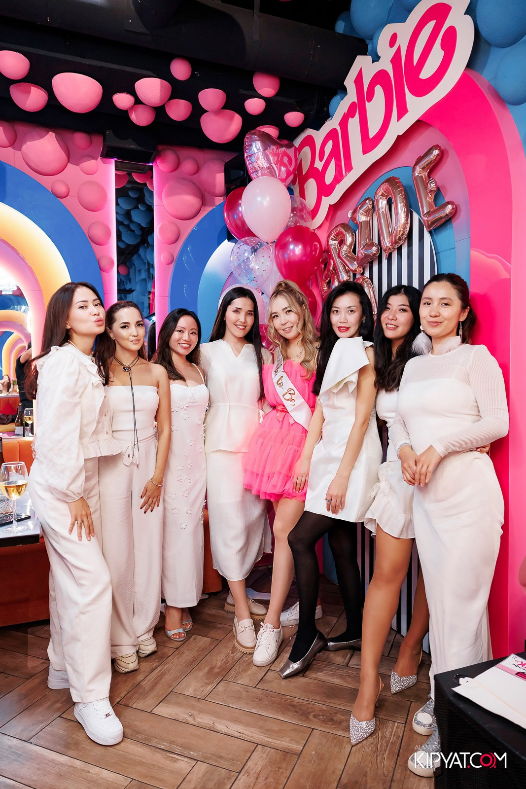 ЗАЯ, НА БИС. КИПЯТКОМ АЛМАТЫ!