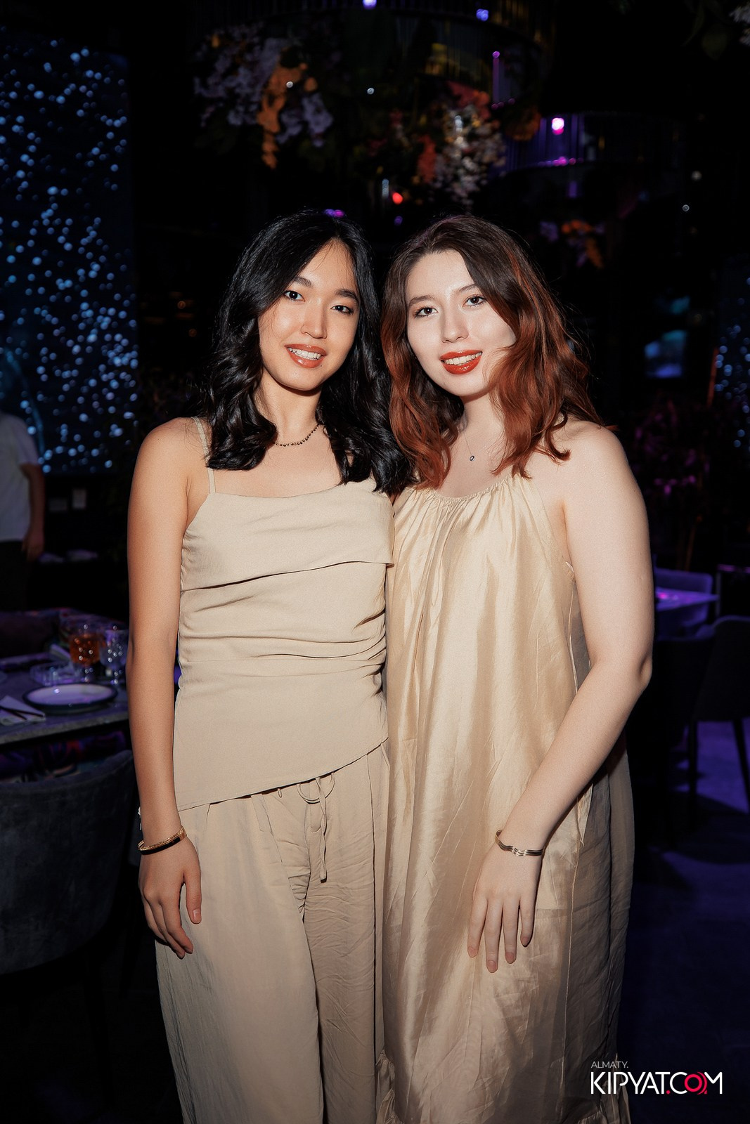 FRIENDS BAR & TERRACE. КИПЯТКОМ АЛМАТЫ!