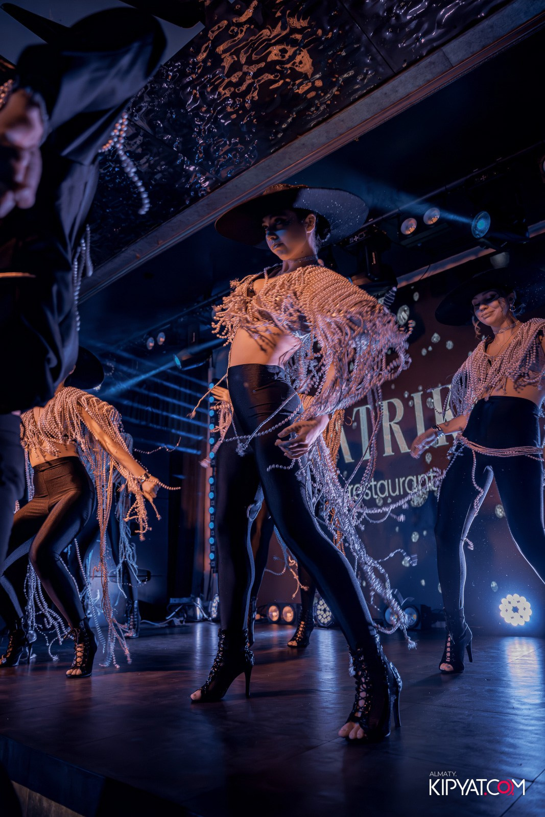 ПРЕЗЕНТАЦИЯ ЖУРНАЛА «VELLURE». КИПЯТКОМ АЛМАТЫ!