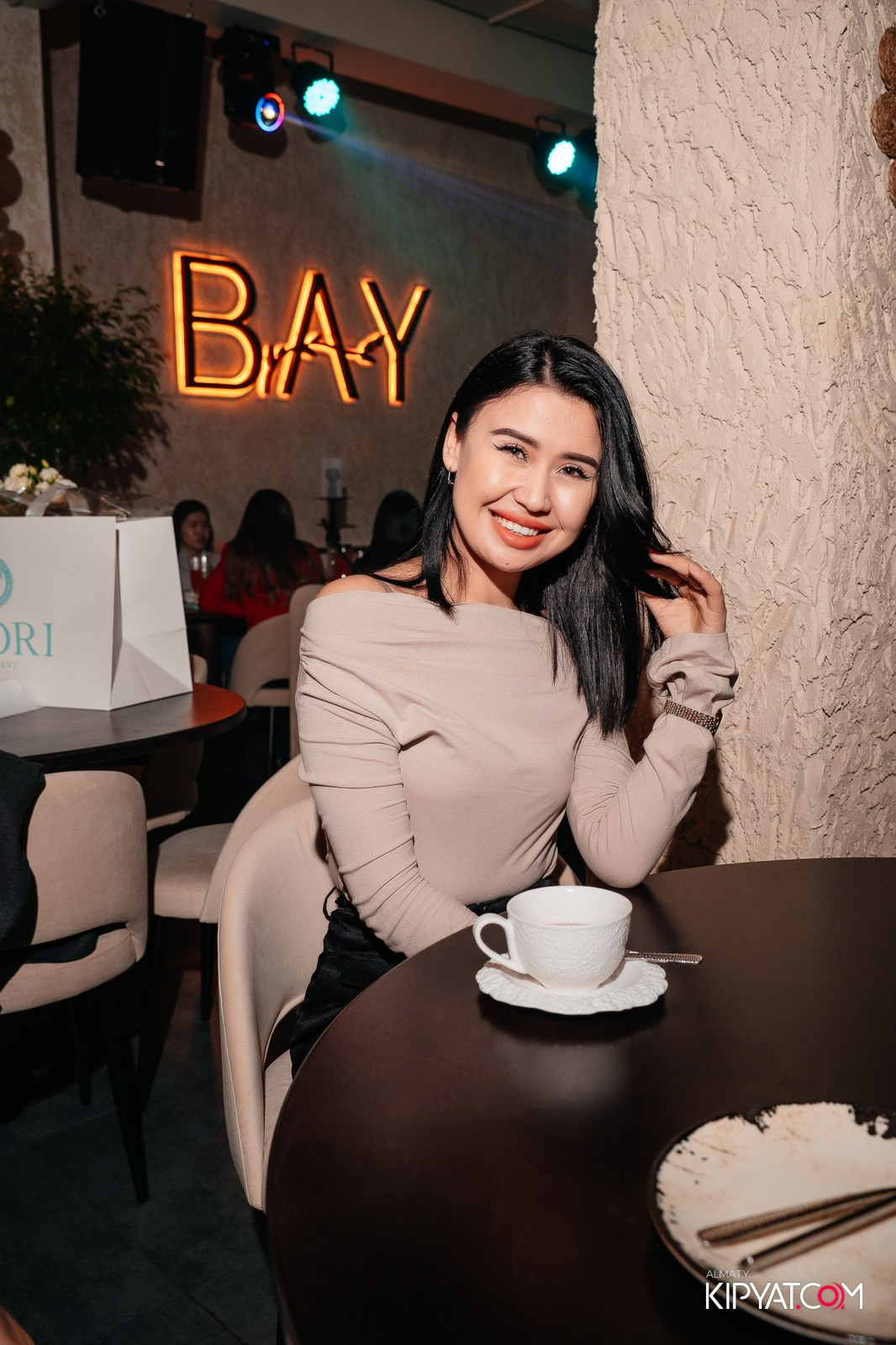 BAY RESTAURANT & BAR. КИПЯТКОМ АЛМАТЫ!