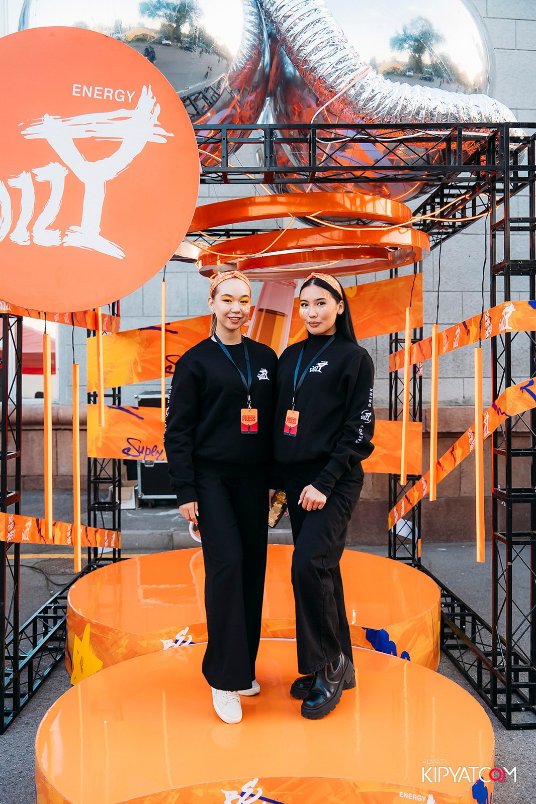 КОНЦЕРТ МИРАСА ЖУГУНУСОВА НА ЦЕНТРАЛЬНОМ СТАДИОНЕ. КИПЯТКОМ АЛМАТЫ!