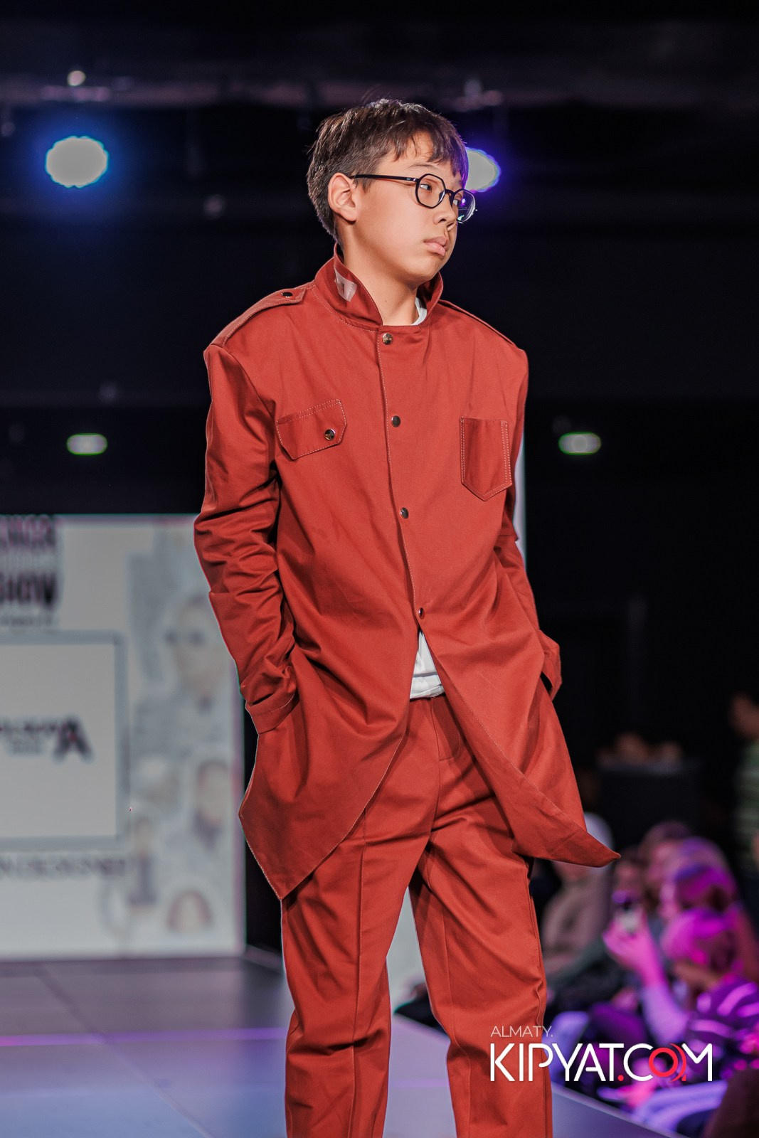 JUNIOR MODELS SHOW В РАМКАХ БЛАГОТВОРИТЕЛЬНОГО ПРОЕКТА МОДА ЗА СЧАСТЬЕ ДЕТЕЙ. КИПЯТКОМ АЛМАТЫ!
