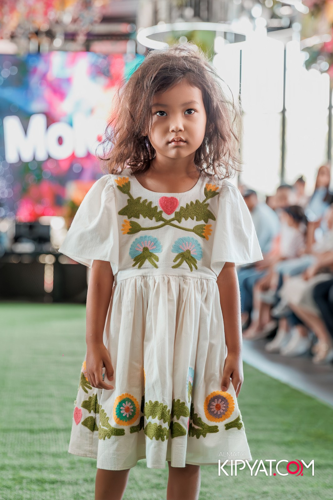 PROM KIDS FASHION SHOW. КИПЯТКОМ АЛМАТЫ!