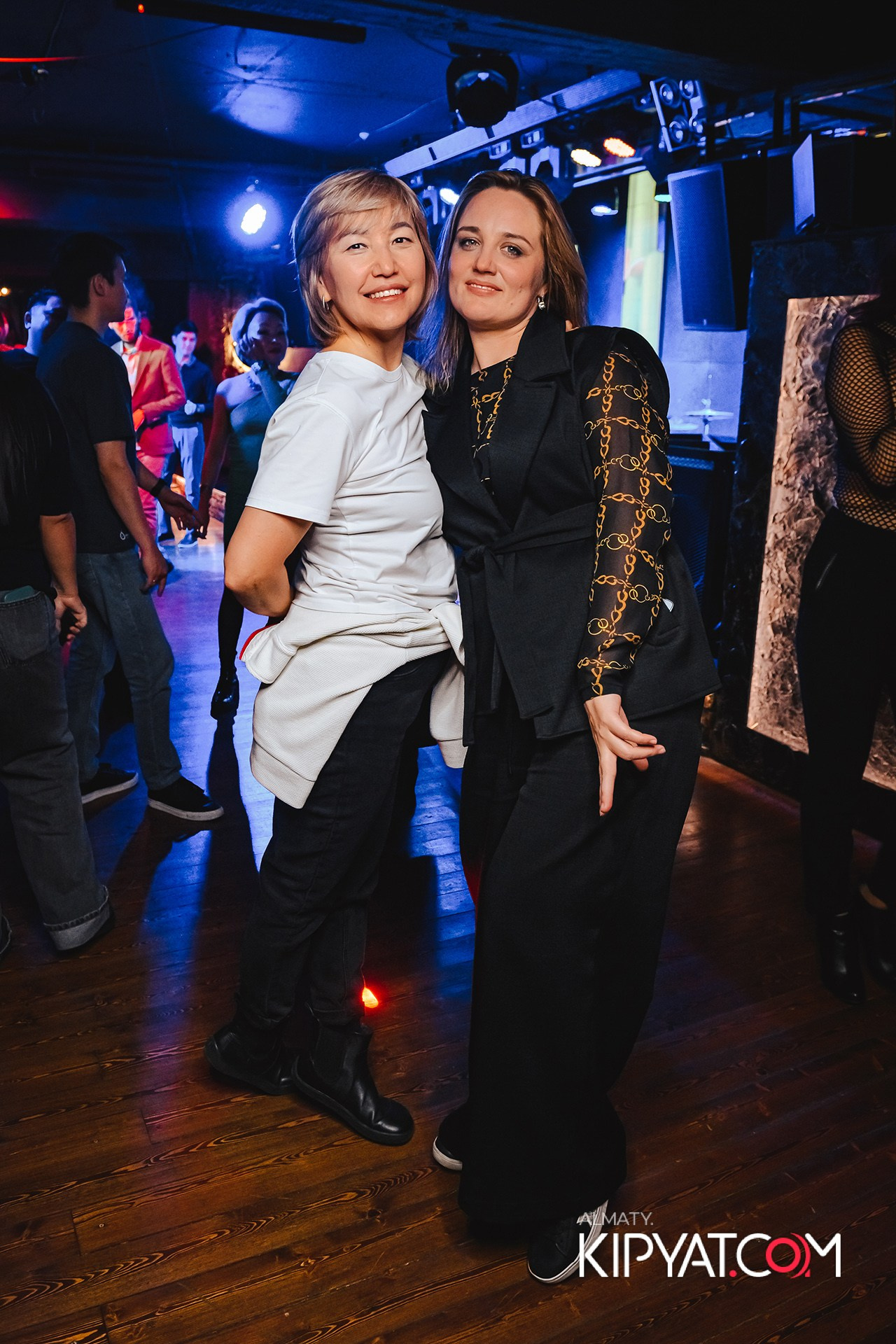 MUNCHEN PUB НА ПАНФИЛОВА. КИПЯТКОМ АЛМАТЫ!