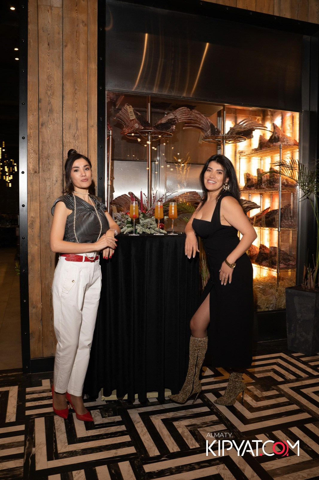 ZIYAFET MEAT HOUSE. КИПЯТКОМ АЛМАТЫ!