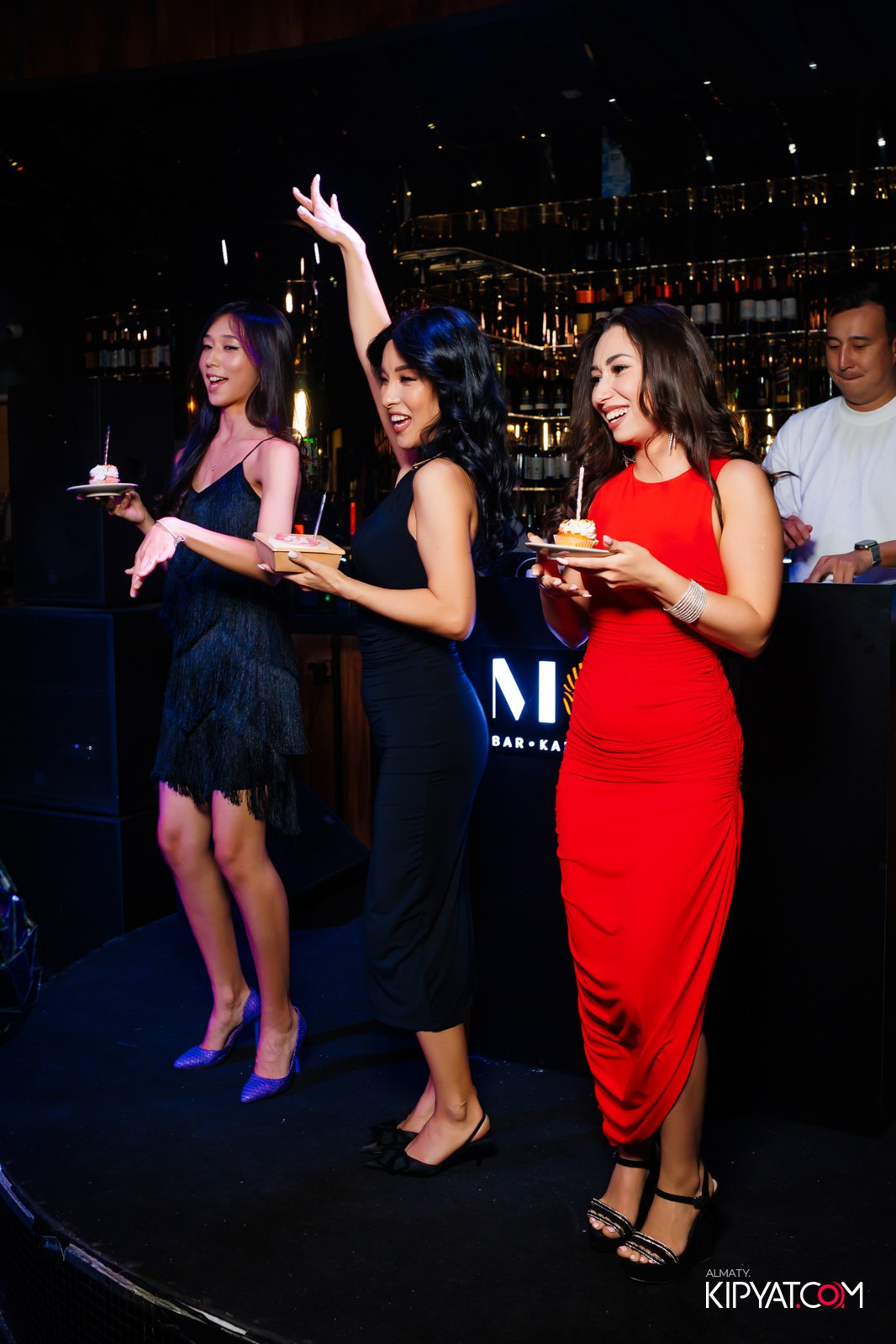 MOOD KARAOKE & TERRACE. КИПЯТКОМ АЛМАТЫ!