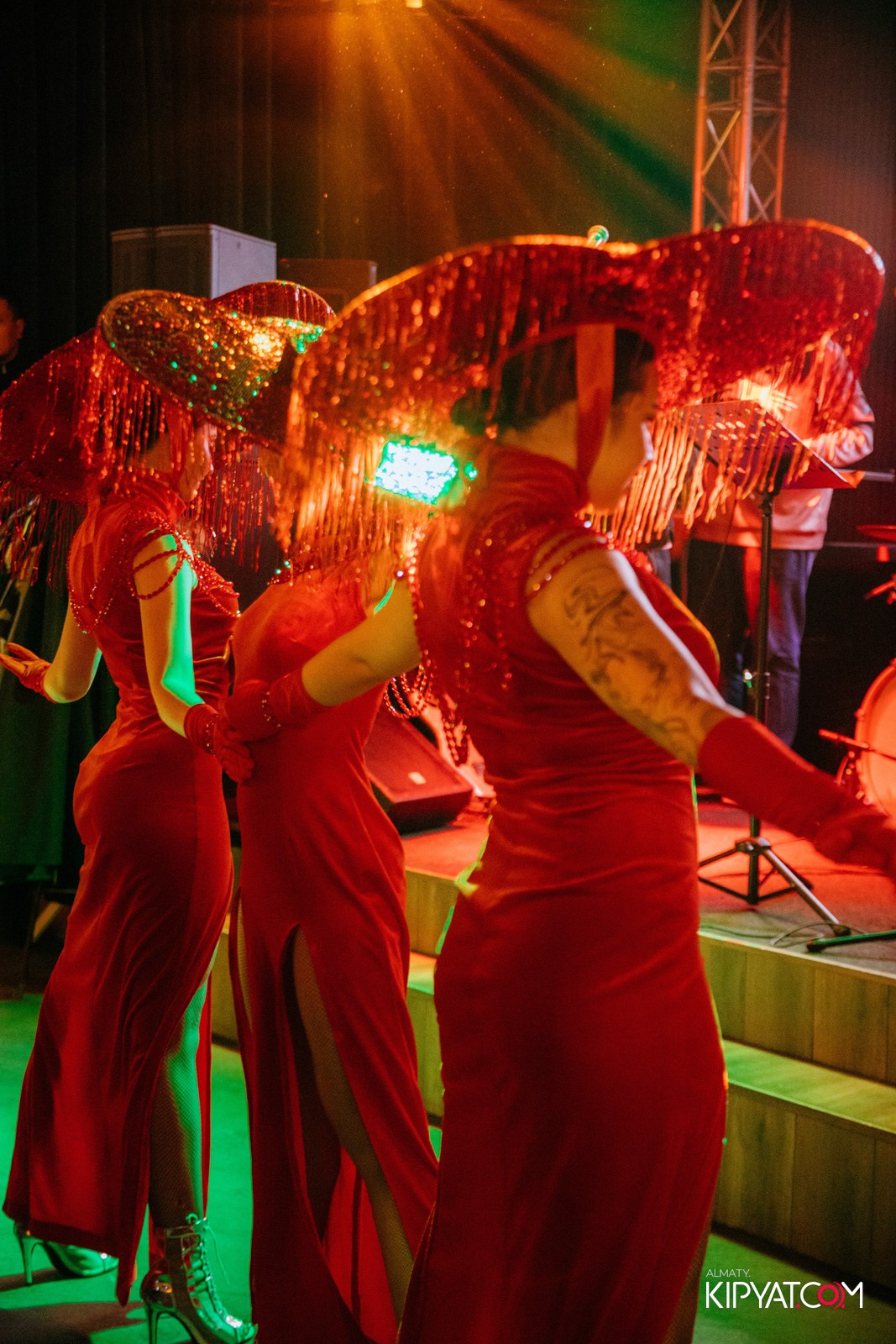 ПИНТА НА ДОСТЫК. КИПЯТКОМ АЛМАТЫ!