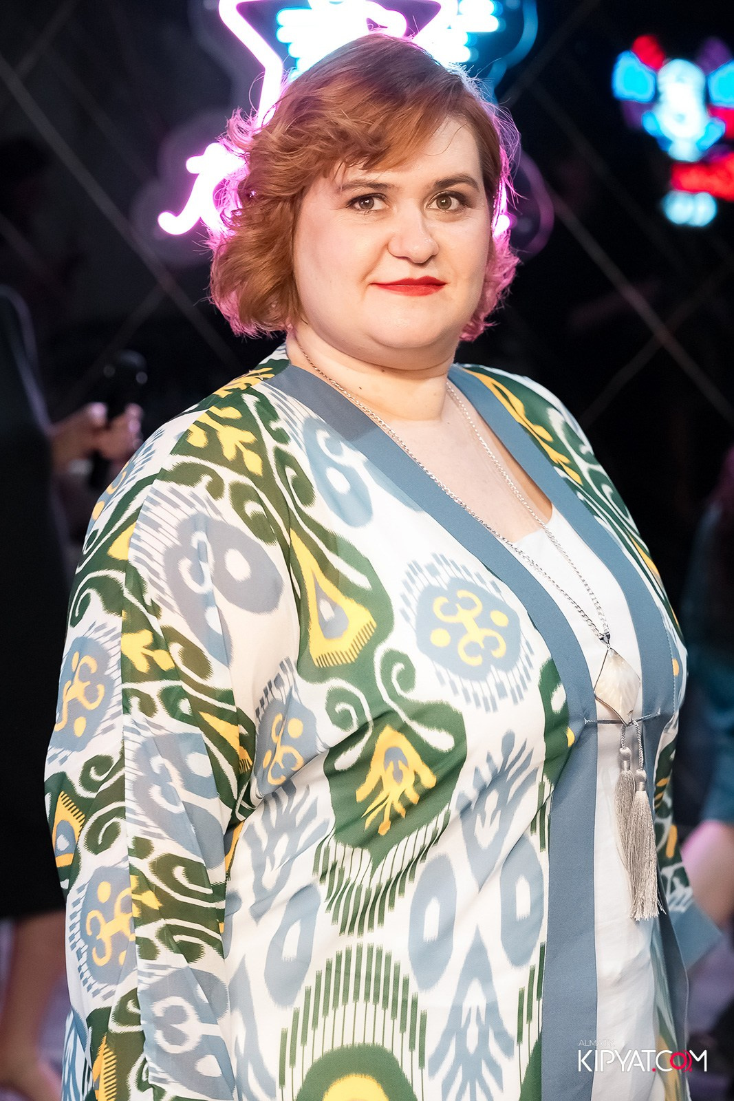 КАРАОКЕ РОЯЛЬ COSMO. КИПЯТКОМ АЛМАТЫ!