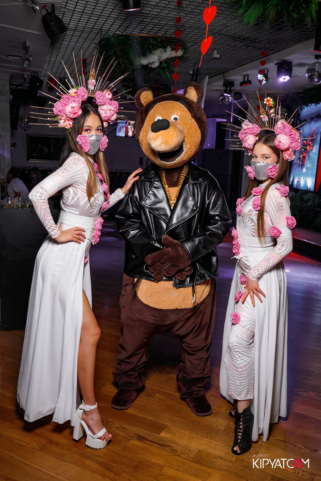 УХО И МЕДВЕДЬ НА КУРМАНГАЗЫ. КИПЯТКОМ АЛМАТЫ!