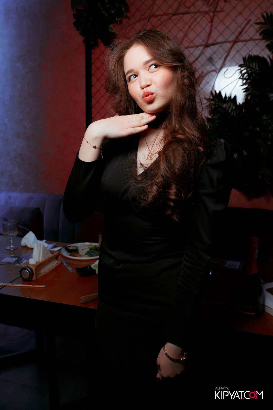 ДОРОГАЯ, Я НЕ ПИЛ. КИПЯТКОМ АЛМАТЫ!