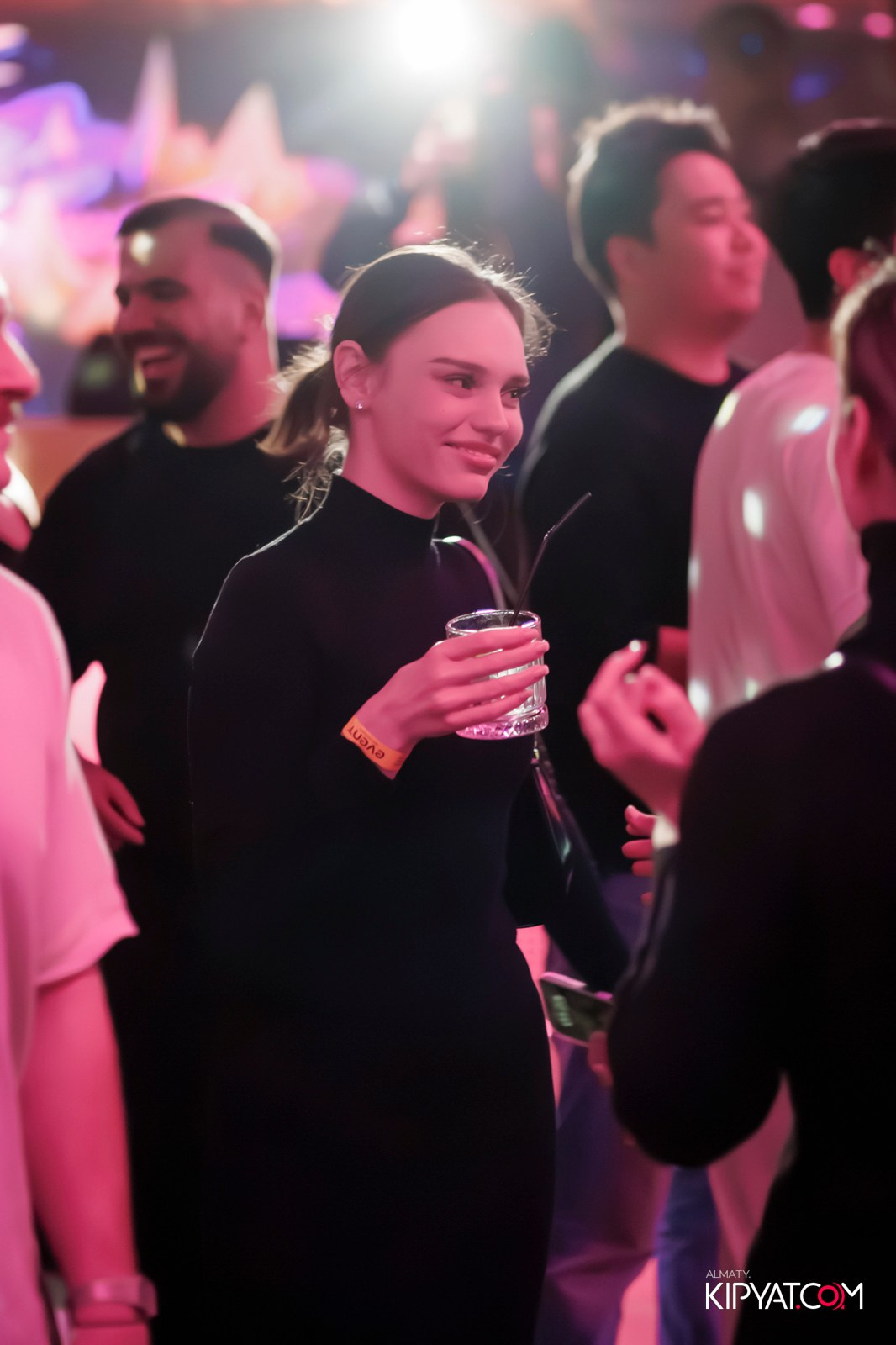 EVENT BAR. КИПЯТКОМ АЛМАТЫ!