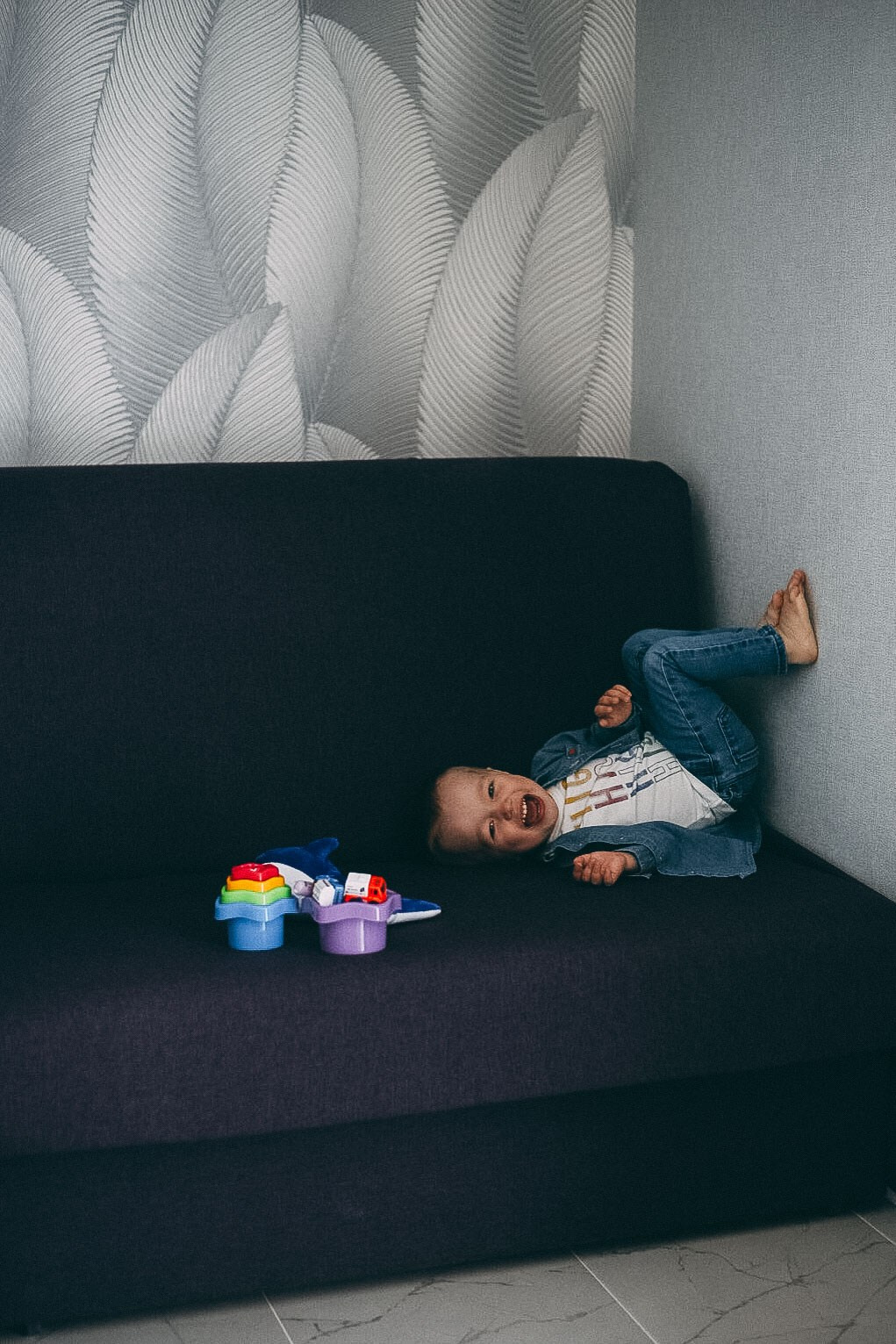 Семейная фотосессия дома плюс фотопрогулка. Фотограф в Сочи — Маргарита Поганова