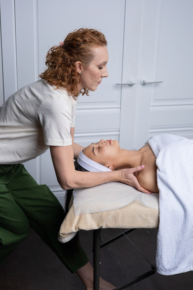 Массаж. Семейный и Свадебный фотограф в Сочи