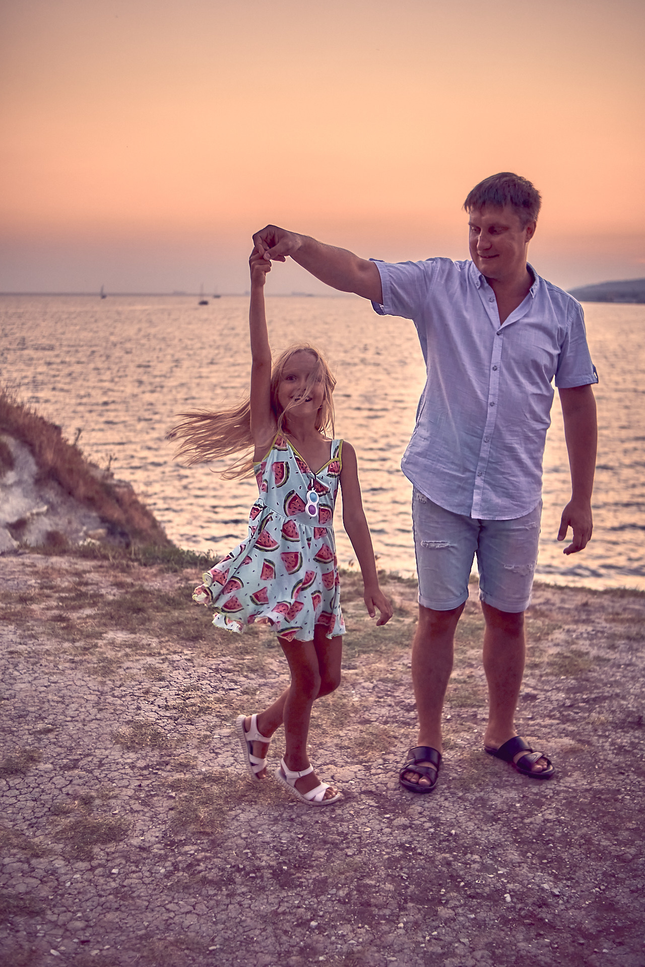 Фотопрогулка с семьей Оксаны (На Круче и дикий пляж) г. Геленджик