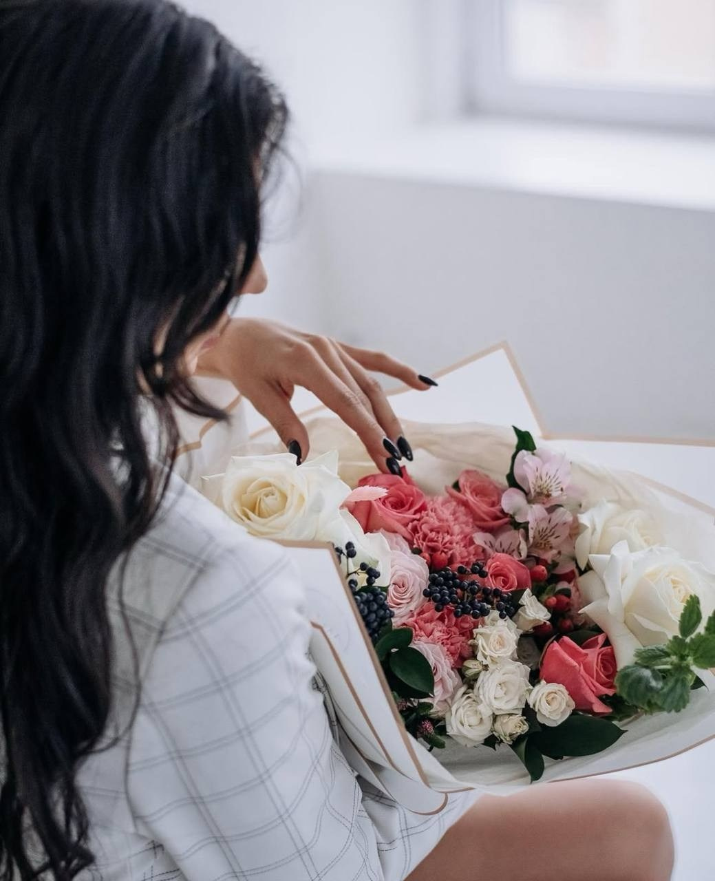 Купить цветы с доставкой по Москве