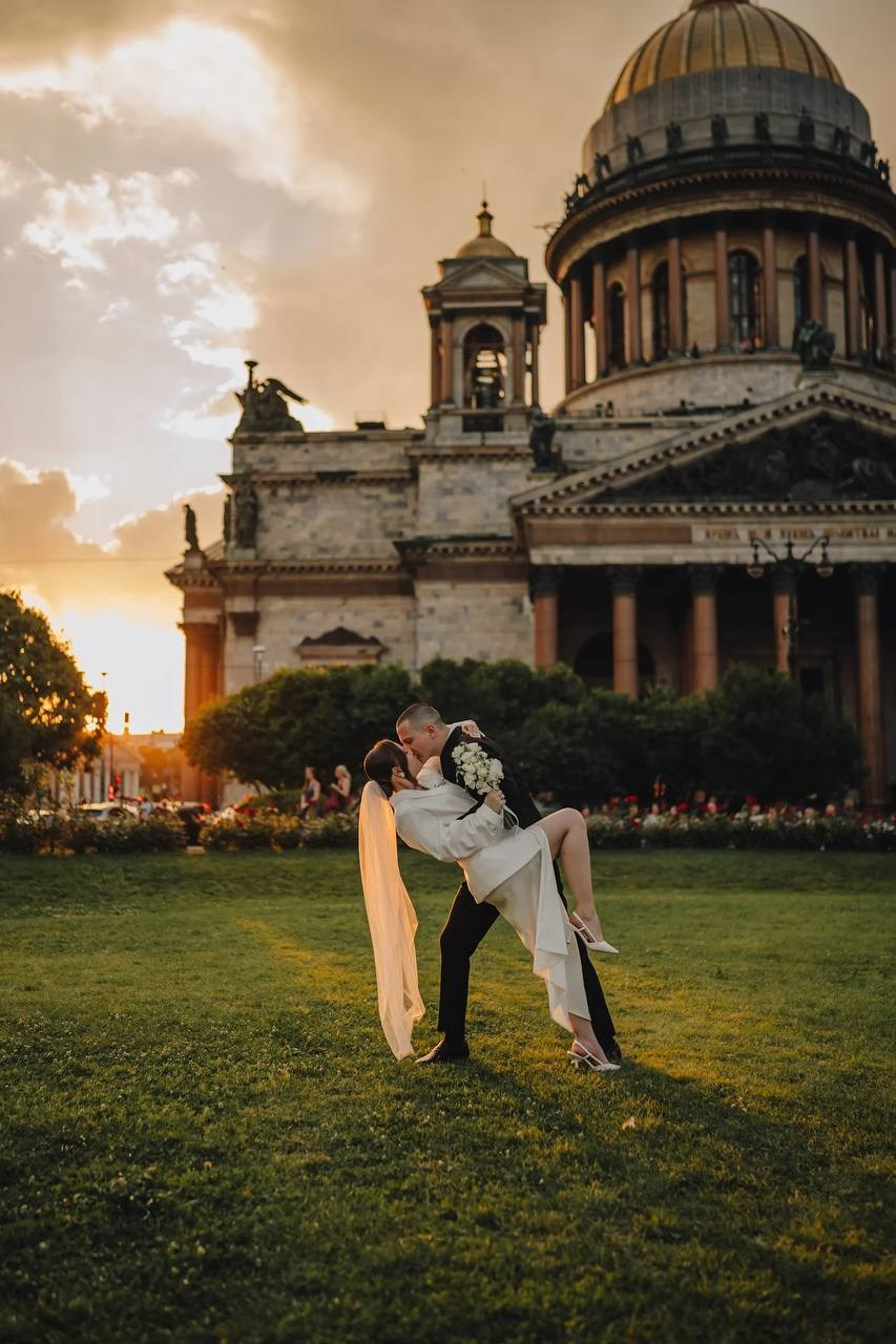 30|08|25. On Emotions агентство