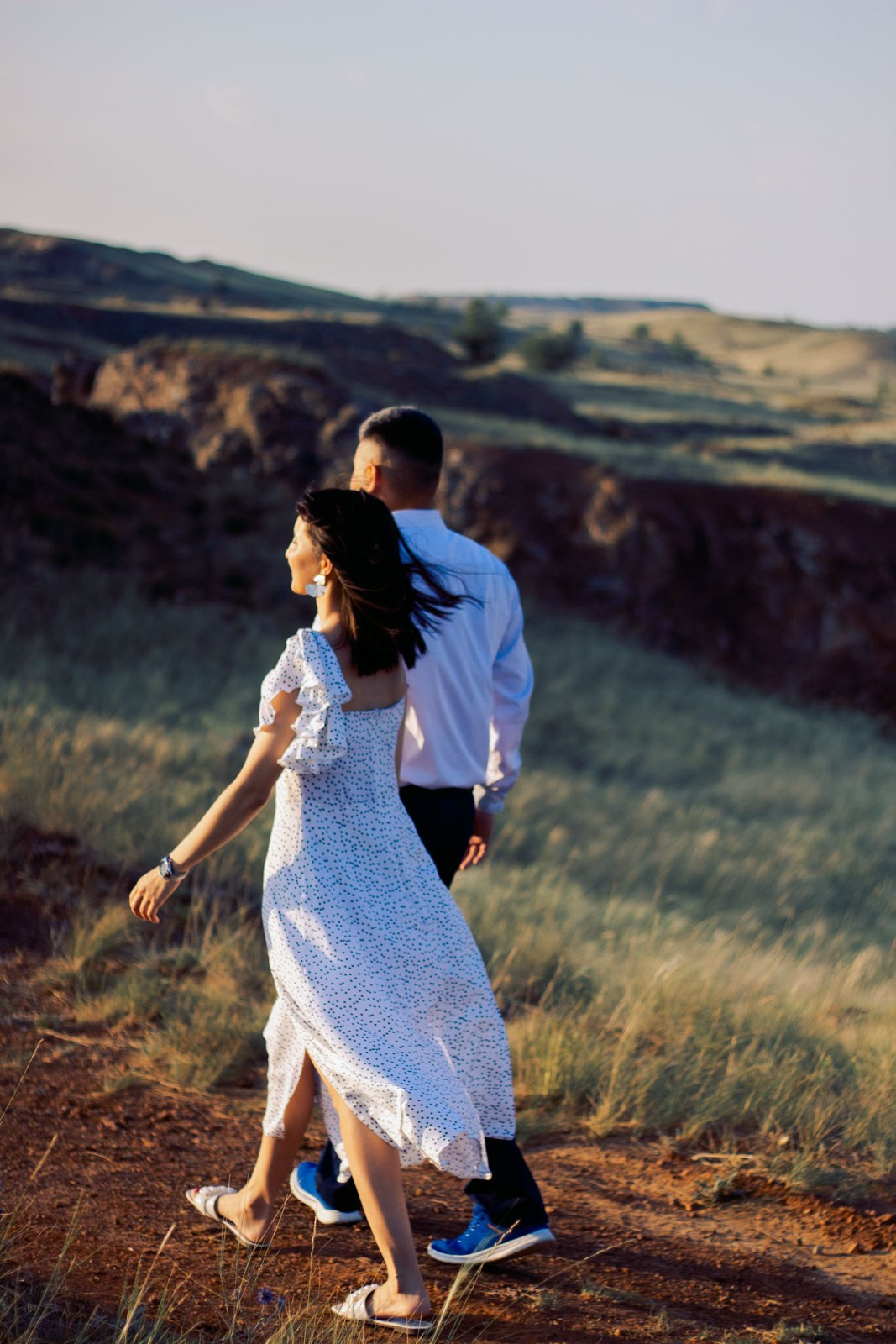 Фотограф Лавстоори истории любви, парная фотосессия Оренбургская область, Орск, Новотроицк, Гай. Женский фотограф в Орске Новотроицке Динара Долганова