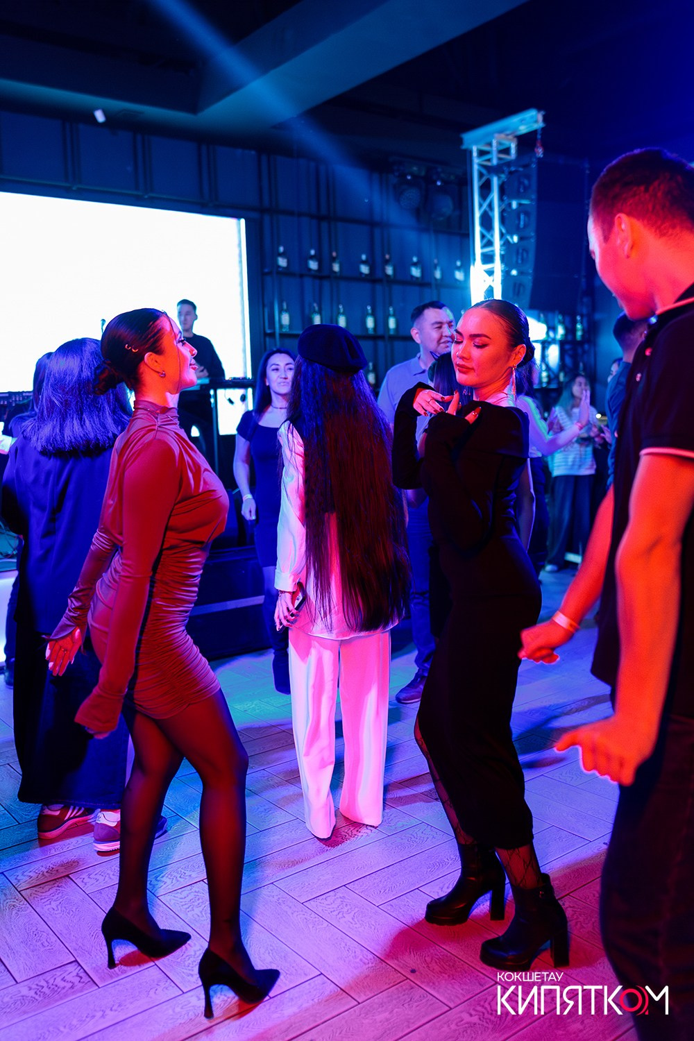 NE BRUKLIN. КИПЯТКОМ КОКШЕТАУ