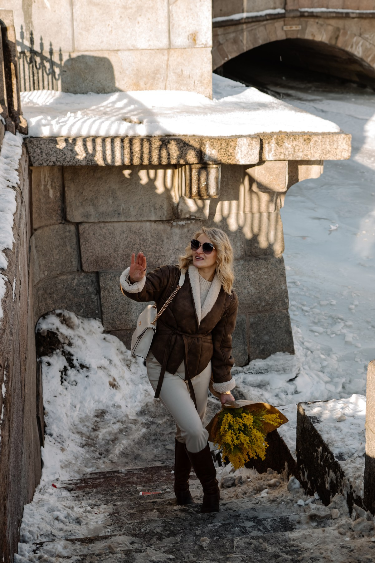 Весна. Прогулка с цветами. Свадебный и семейный фотограф в Санкт-Петербурге Елена Худякова