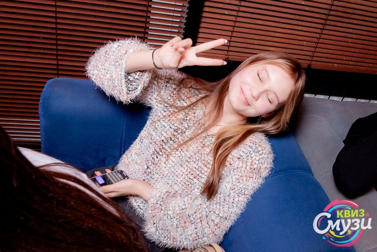 КВИЗ СмузиКвиз в баре Roof. Фотограф в Волгограде и Волжском Александр Горбань