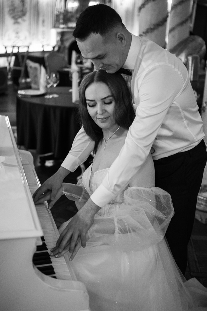 Свадебная фотосъемка в ресторане Турандот в Москве. Жуков Илья  свадебный фотограф в Москве