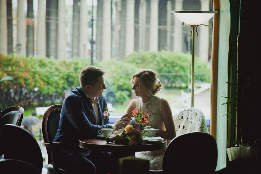 Свадебная прогулка по Санкт-Петербургу. Фотограф крещение венчание в Петербурге! Помогает подобрать храм и посоветовал душевного батюшку в СПб