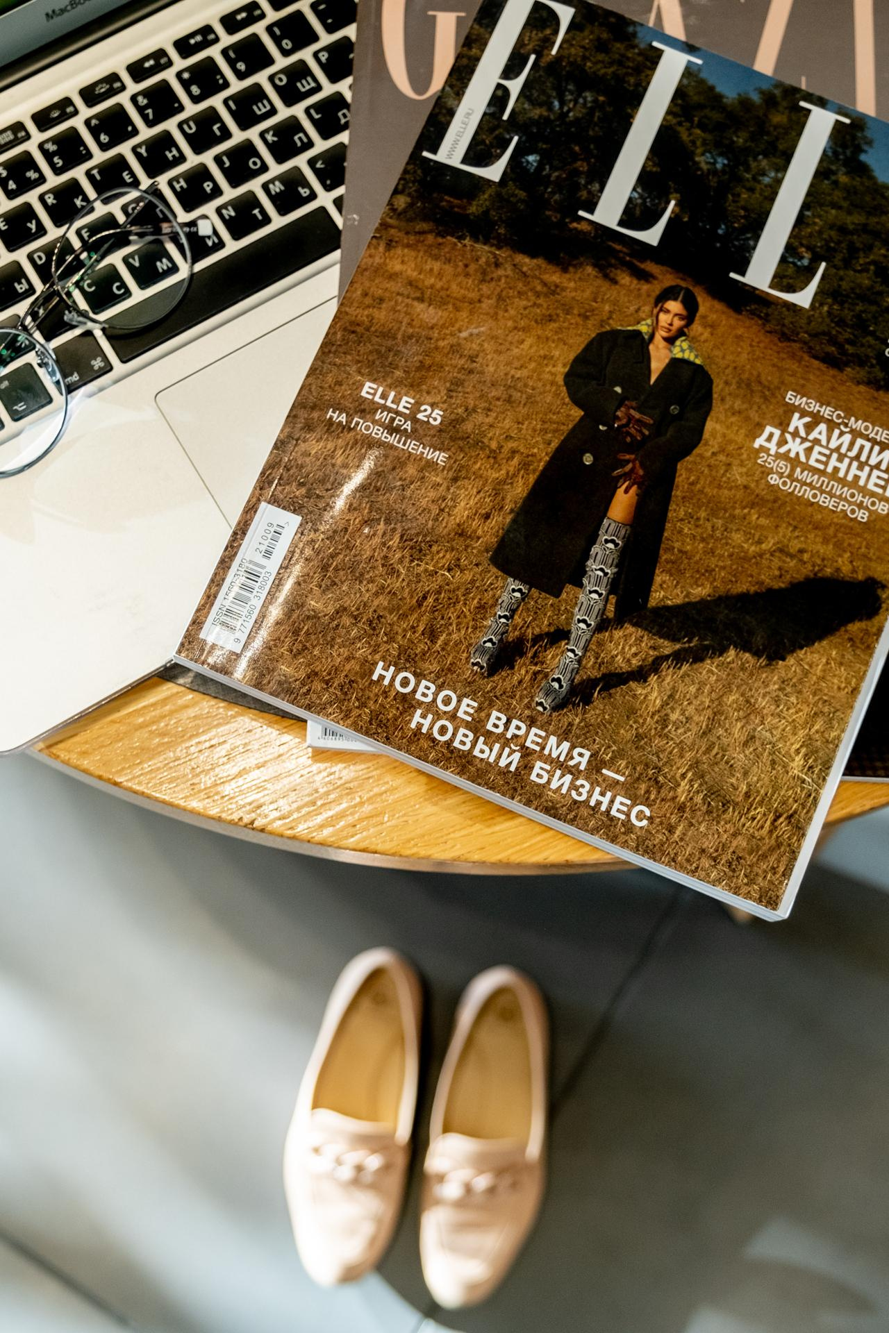 Бренд-съемка для стилиста одежды. Арт-стилист, визуализатор архетипических стратегий, психолог