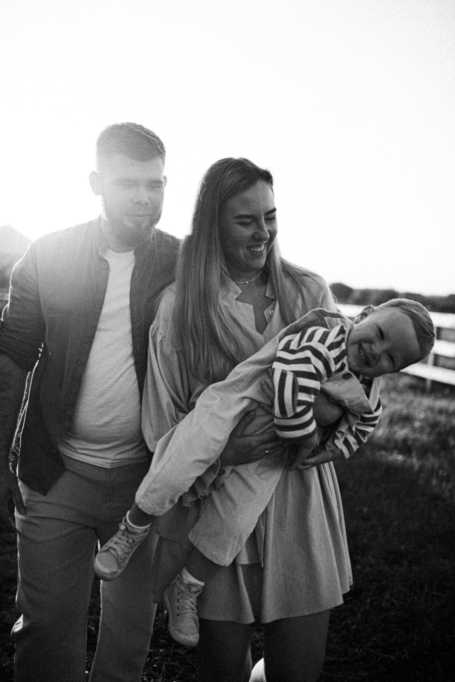 Саша, Настя, Арсений | на природе