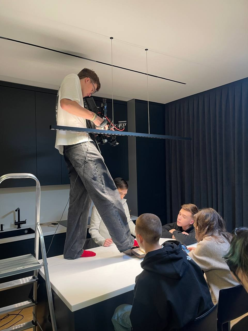 BACKSTAGE GALLERY. «MAK FLAME»