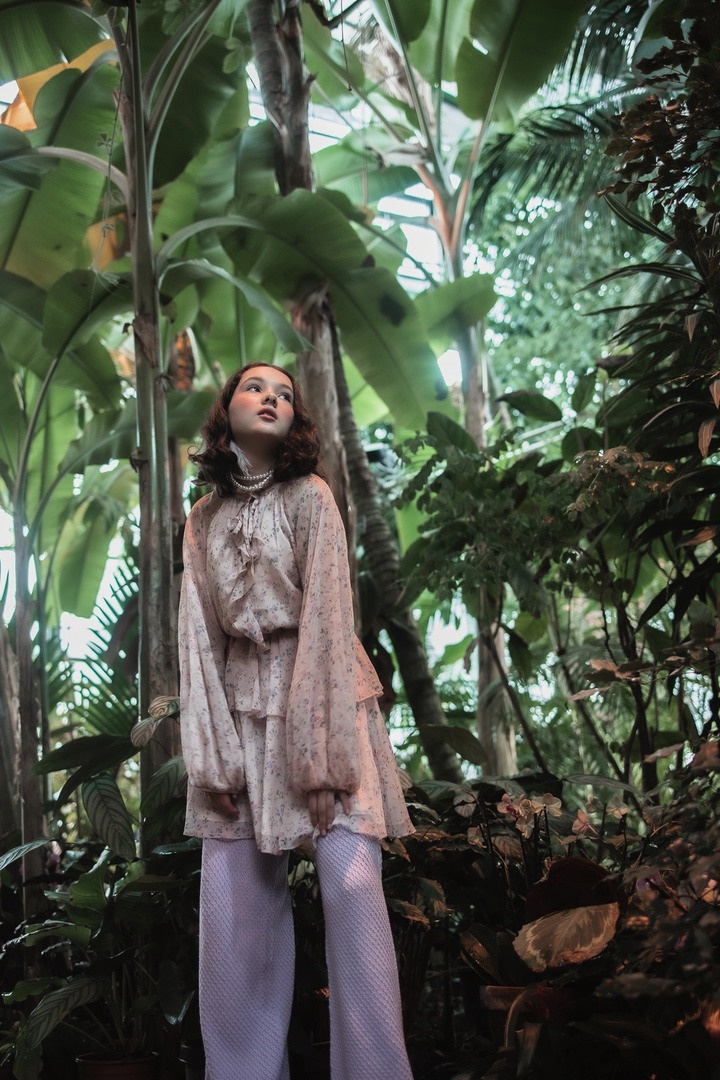 Прогулка с Машей в ботаническом саду «Аптекарский огород». Семейный, индивидуальный фотограф в Москве Ангели Марина