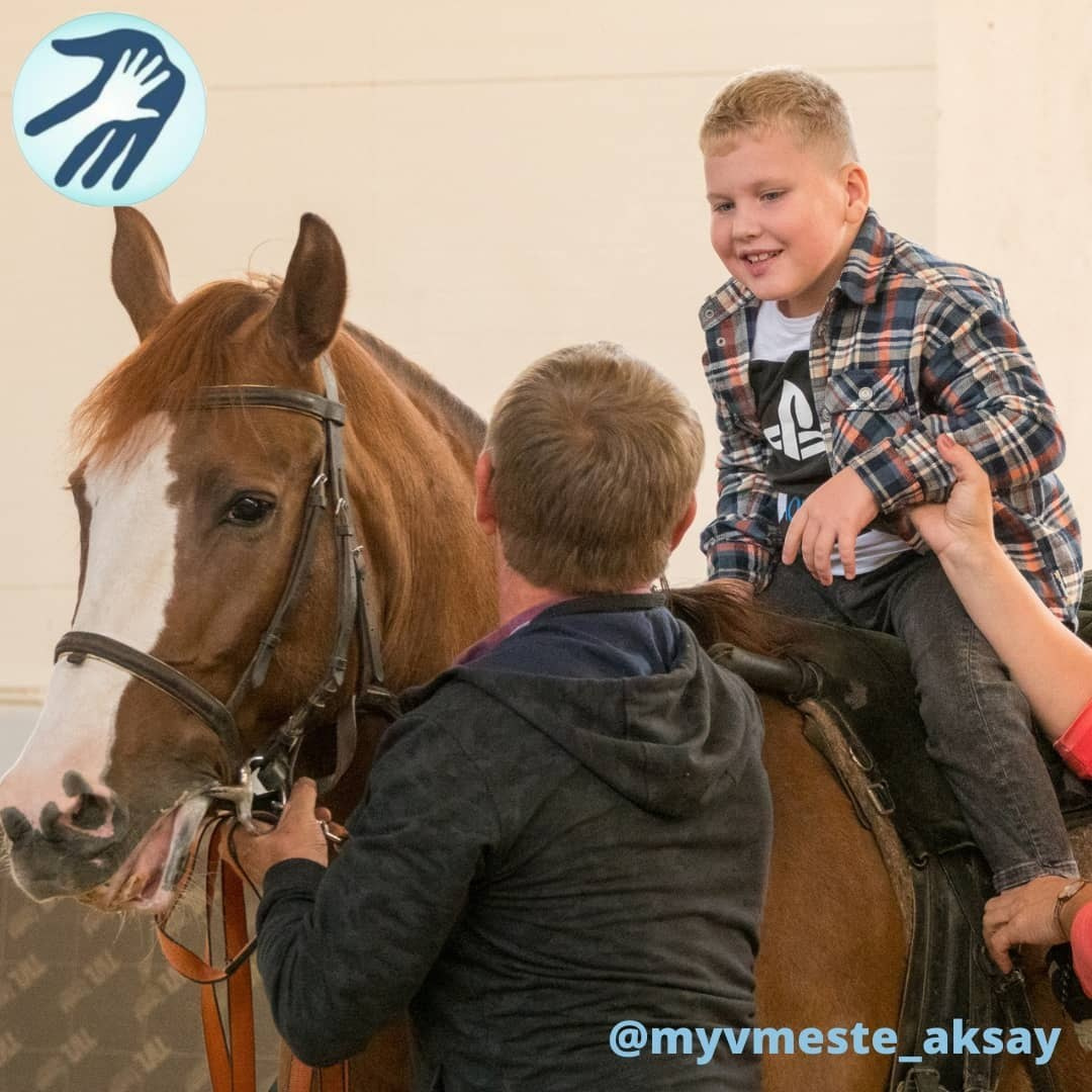 Встреча с будущим: адаптивная верховая езда как путь к реабилитации и надежде