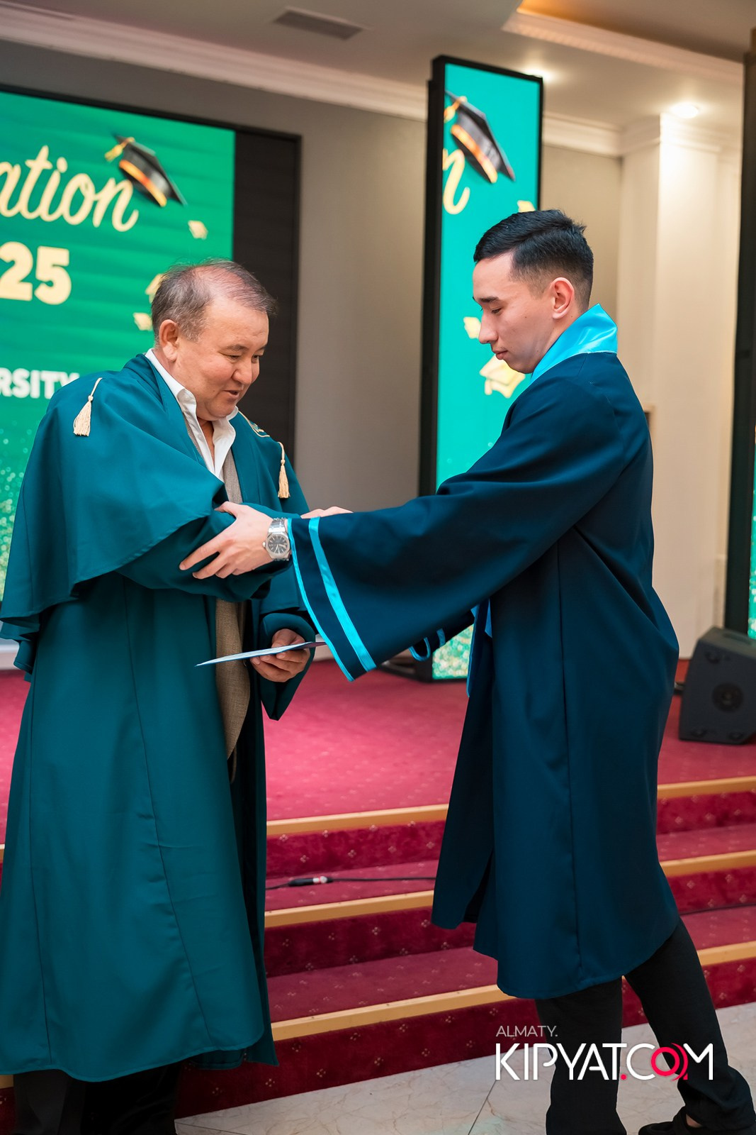 GRADUATION 2025 Q UNIVERSITY. КИПЯТКОМ АЛМАТЫ!