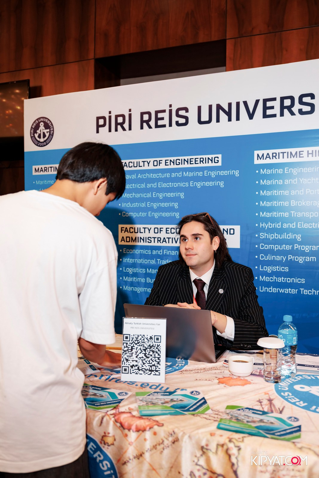 ВЫСТАВКА ТУРЕЦКИХ УНИВЕРСИТЕТОВ. КИПЯТКОМ АЛМАТЫ! Фотосъемка мероприятий в Алматы